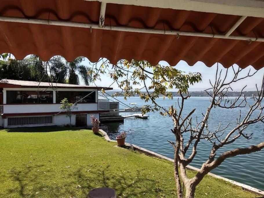 Habitacion Independiente A Pie Del Lago Con Ac Tequesquitengo Zewnętrze zdjęcie